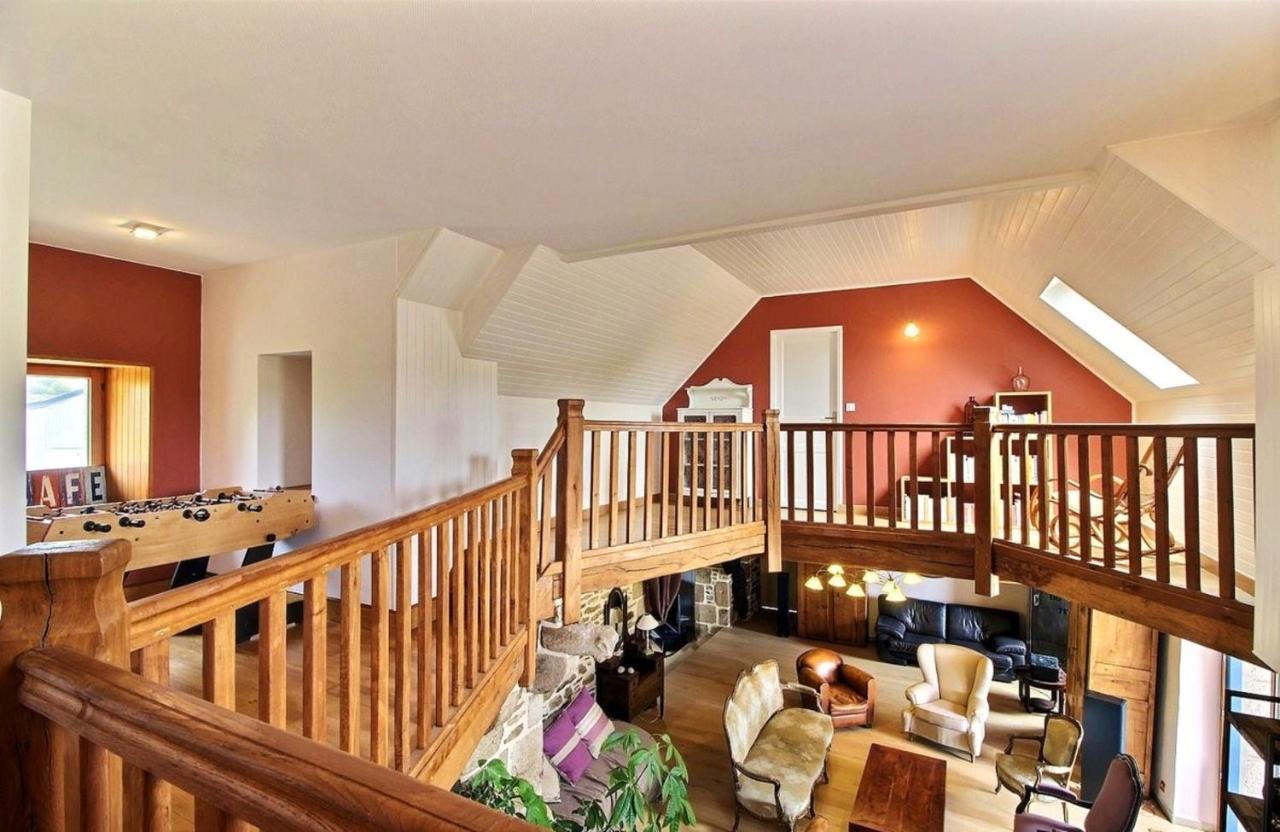 Maison Spacieuse A Plougonven Avec Jacuzzi Et Jardin Luaran gambar